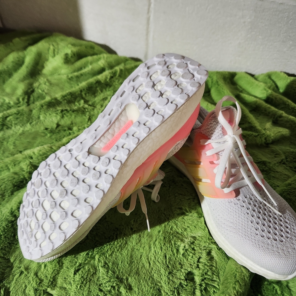 Shoes - Picture 2 of 2